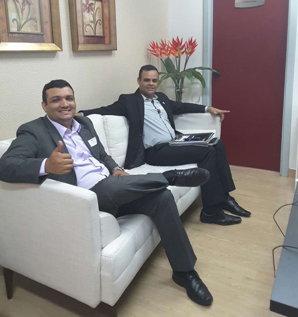 Presidente e diretor do Departamento Jurídico do Sindicato, Emerson Queirós e Ruy Barbosa, intensificaram suas visitas ao TCE-AM para garantir os direitos dos fazendários